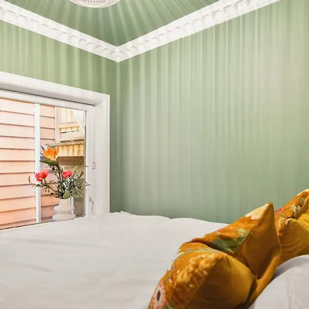 Apartment Dinbnb Homes L Bispengsgaten 500 M To Bryggen